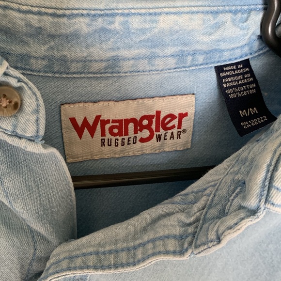 Wrangler denim shirt - Picture 3 of 4